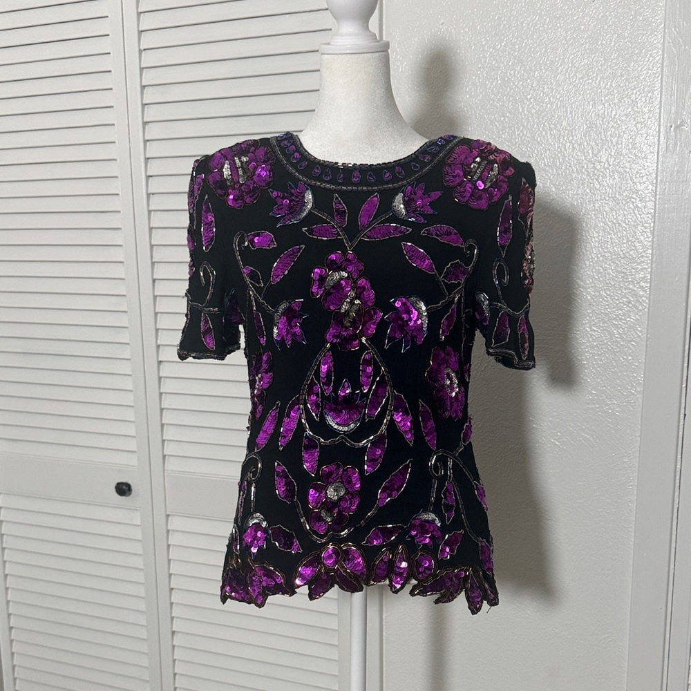 Dazzle Dazzle 100% Silk Beaded Black Top with Purple Sequin Floral Sz M